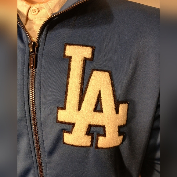 Dodgers 2020 World Series Champions track jacket Pro Standards Small - Picture 2 of 6